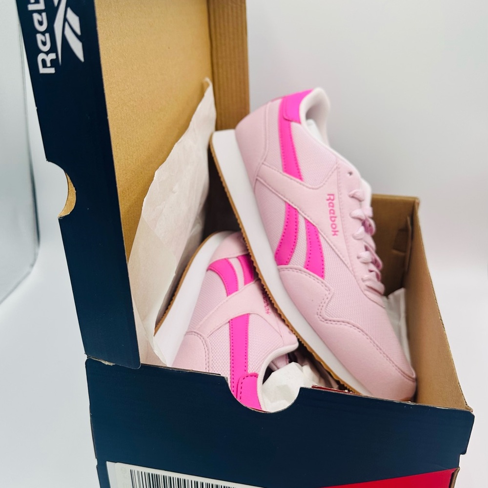 Reebok Women's Light Pink and Hot Pink Sneakers size 9.5